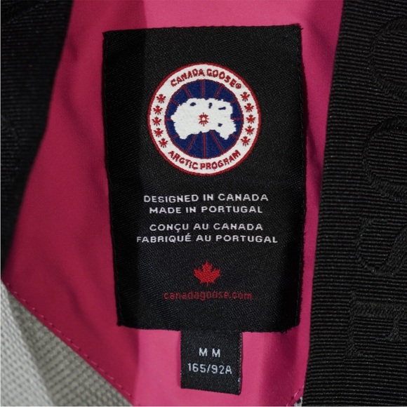 Canada Goose Women's Mordaga Rain Jacket in Summit Pink Size Medium 8801L1 $970 - Picture 14 of 16